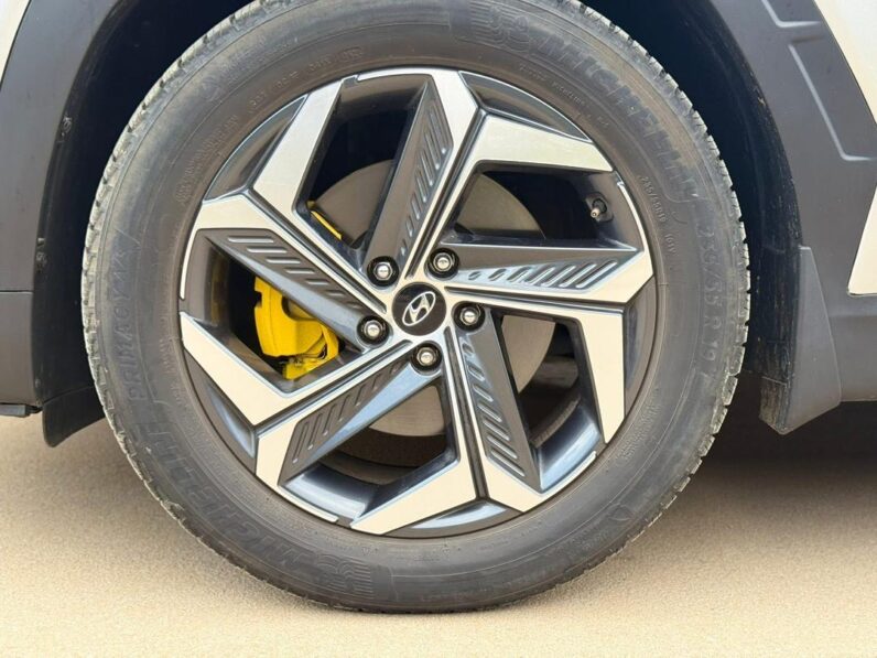 
								HYUNDAI TUCSON  ULTIMATE full									