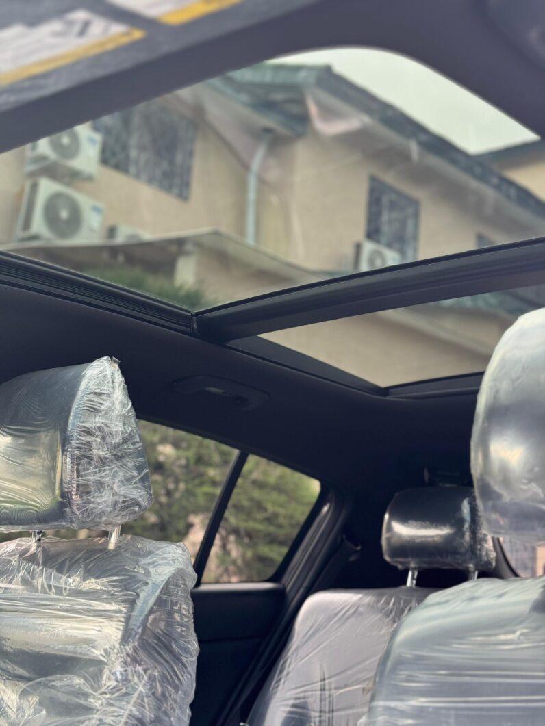 
								KIA SPORTAGE SX full									