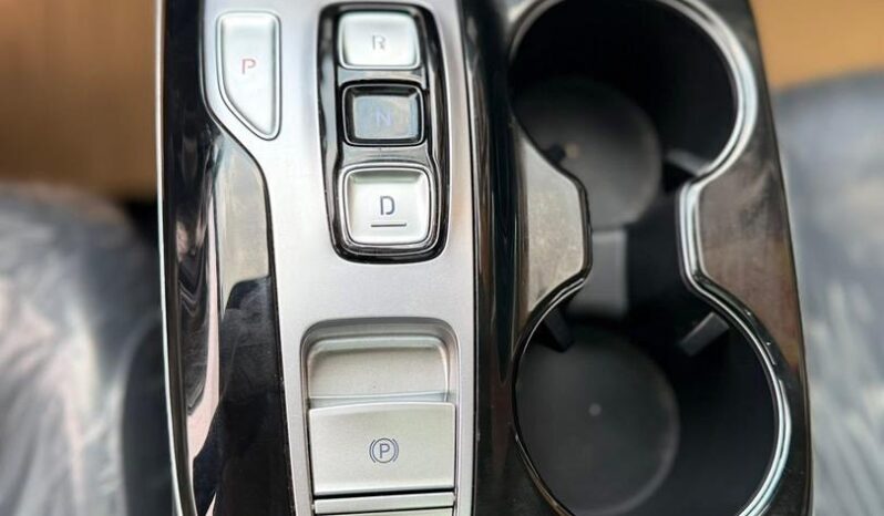 
								HYUNDAI TUCSON  ULTIMATE full									