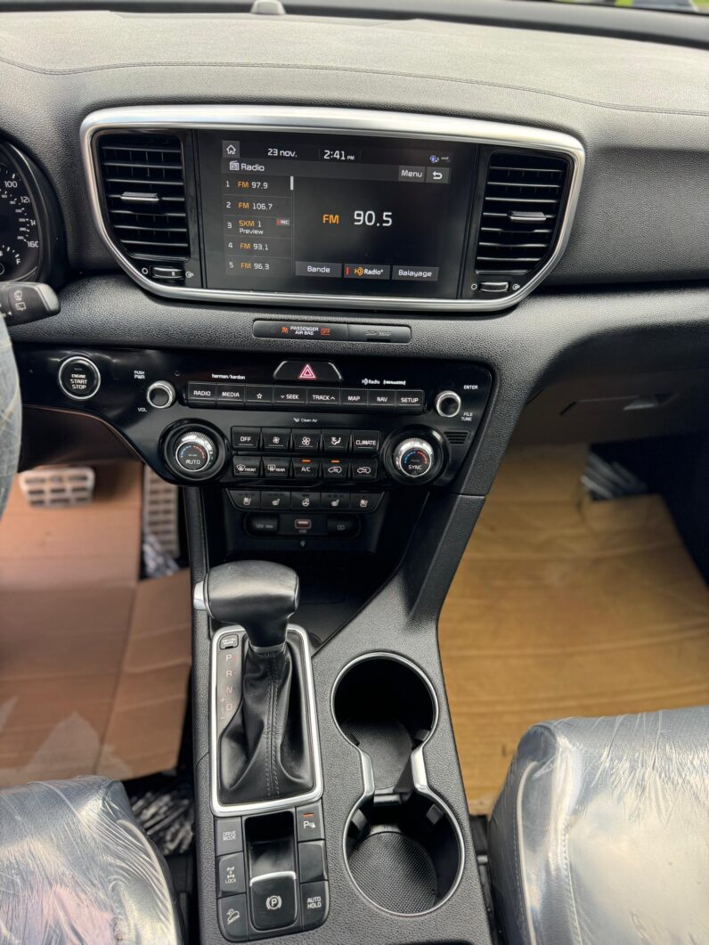 
								KIA SPORTAGE SX full									