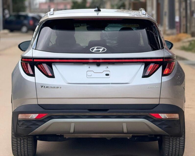 
								HYUNDAI TUCSON  ULTIMATE full									